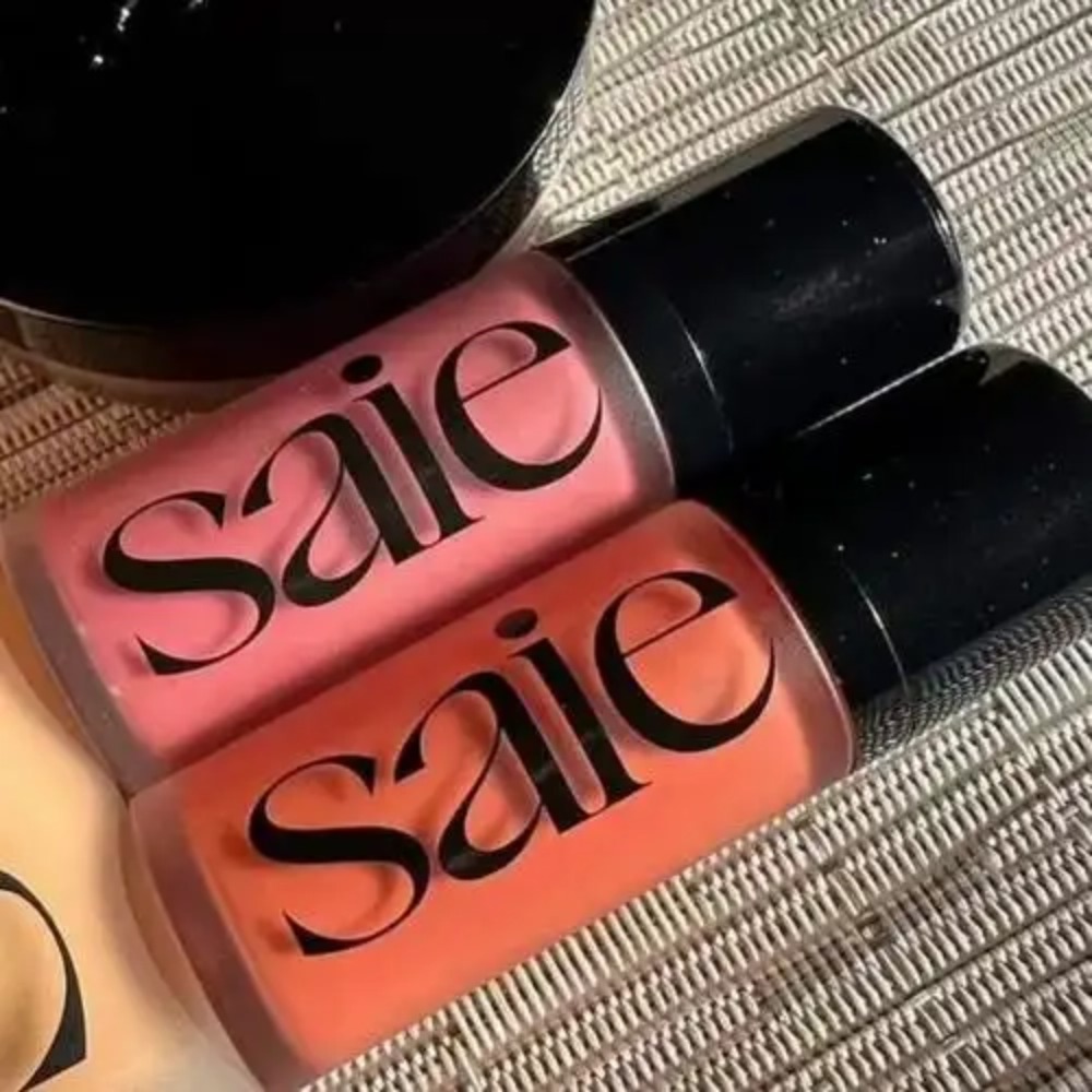 Saie Liquid Blush Highlighter  – Huda Beauty Makeup Mini Kit recenzja i cena