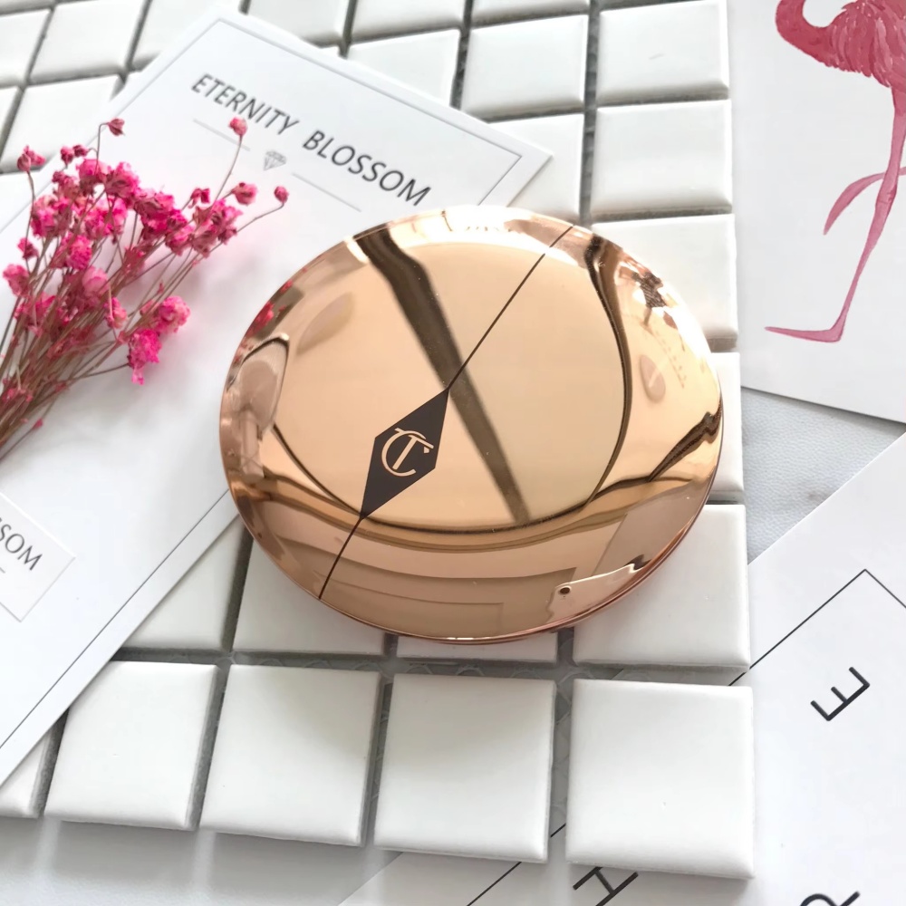 Charlotte Tilbury Zestaw Puder – Huda Beauty Makeup Mini Kit recenzja i cena