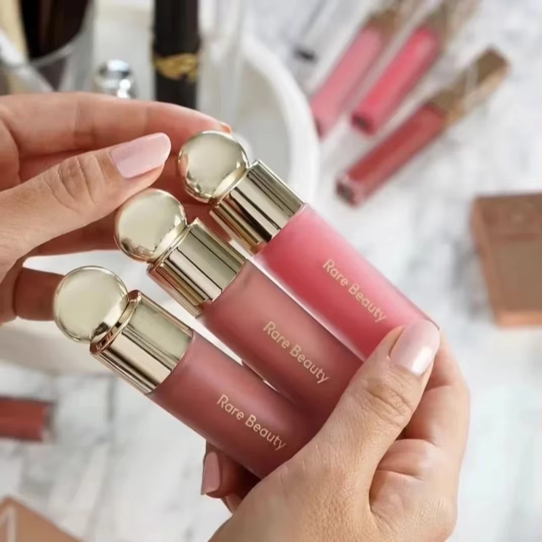 Rare Beauty Soft Pinch Liquid  – Rare Beauty Makeup Kit recenzja i cena