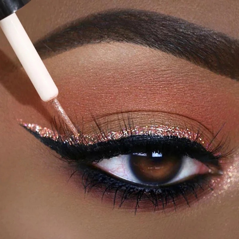Diamentowe błyszczące eyeliner – Beauty Linasi Makeup recenzja i cena