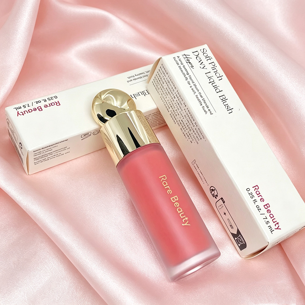 Rare Beauty Mild Touch Velvet  – Huda Beauty Makeup Mini Kit recenzja i cena