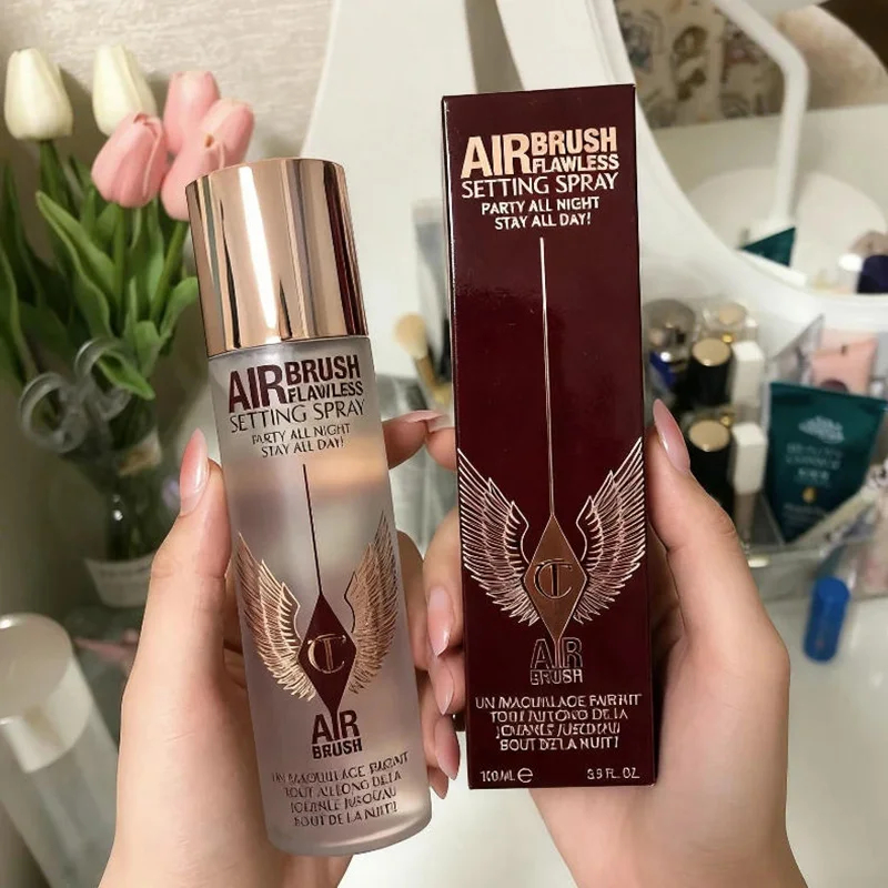Charlotte Tilbury Cień do powi – Rare Beauty Makeup Kit recenzja i cena