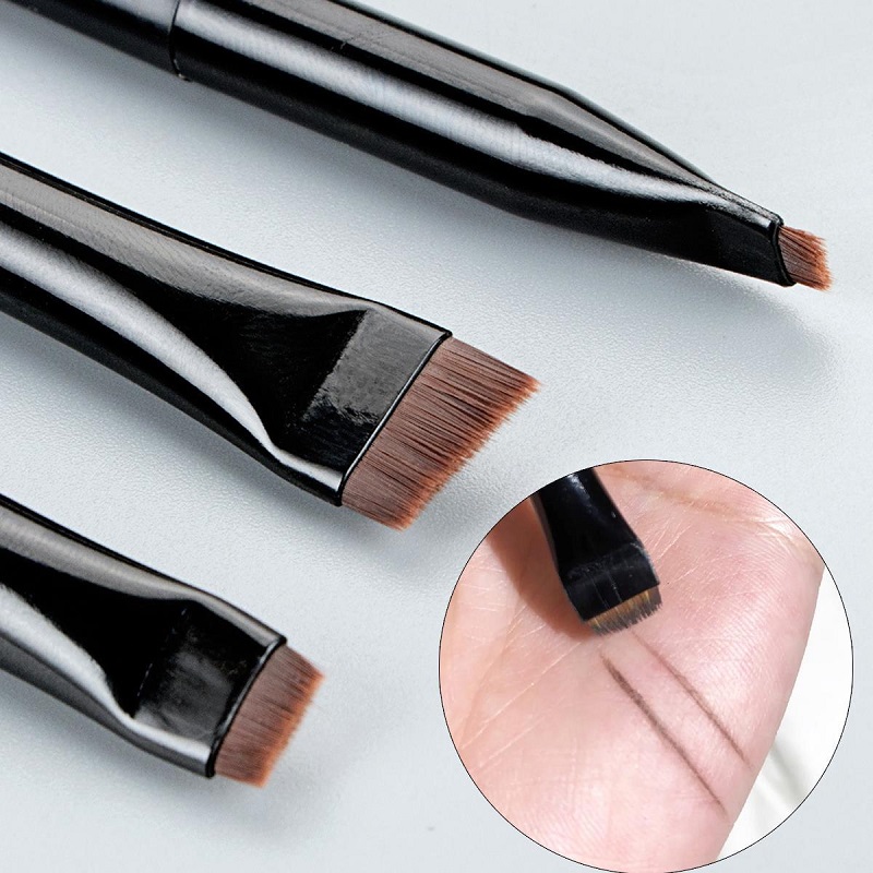 Pędzel do eyelinera z ostrzem  – Beauty Linasi Makeup recenzja i cena