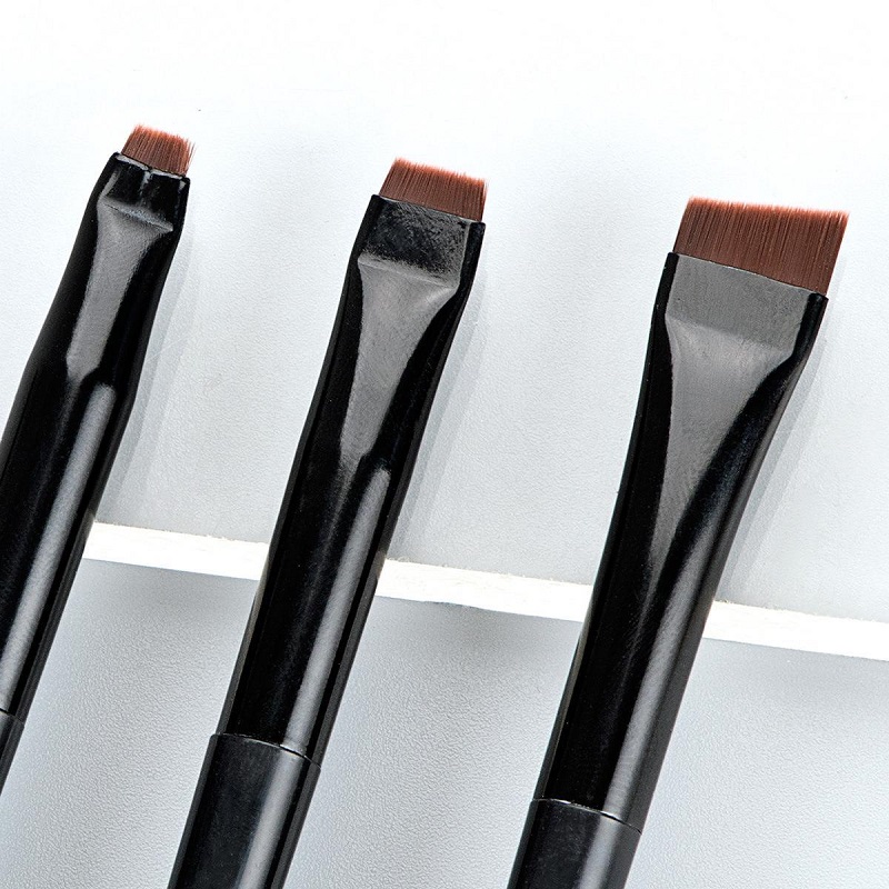 Pędzel do eyelinera z ostrzem  – Beauty Linasi Makeup recenzja i cena